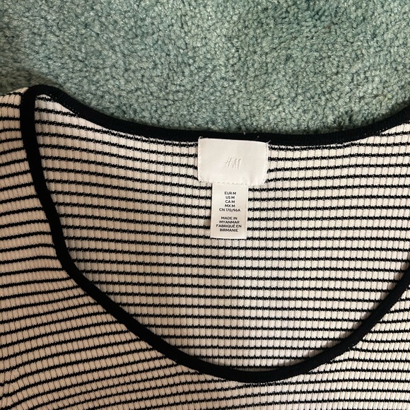 NWOT H&M Rib-Knit Top - Picture 4 of 6